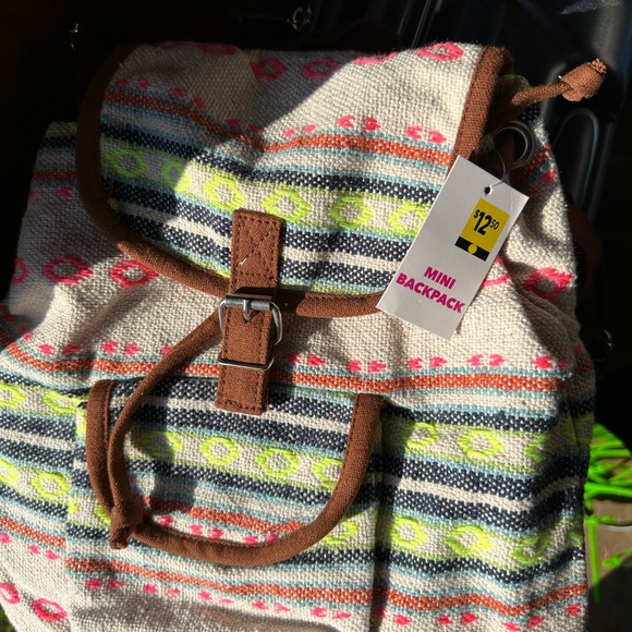 Backpack - Picture 3 of 3